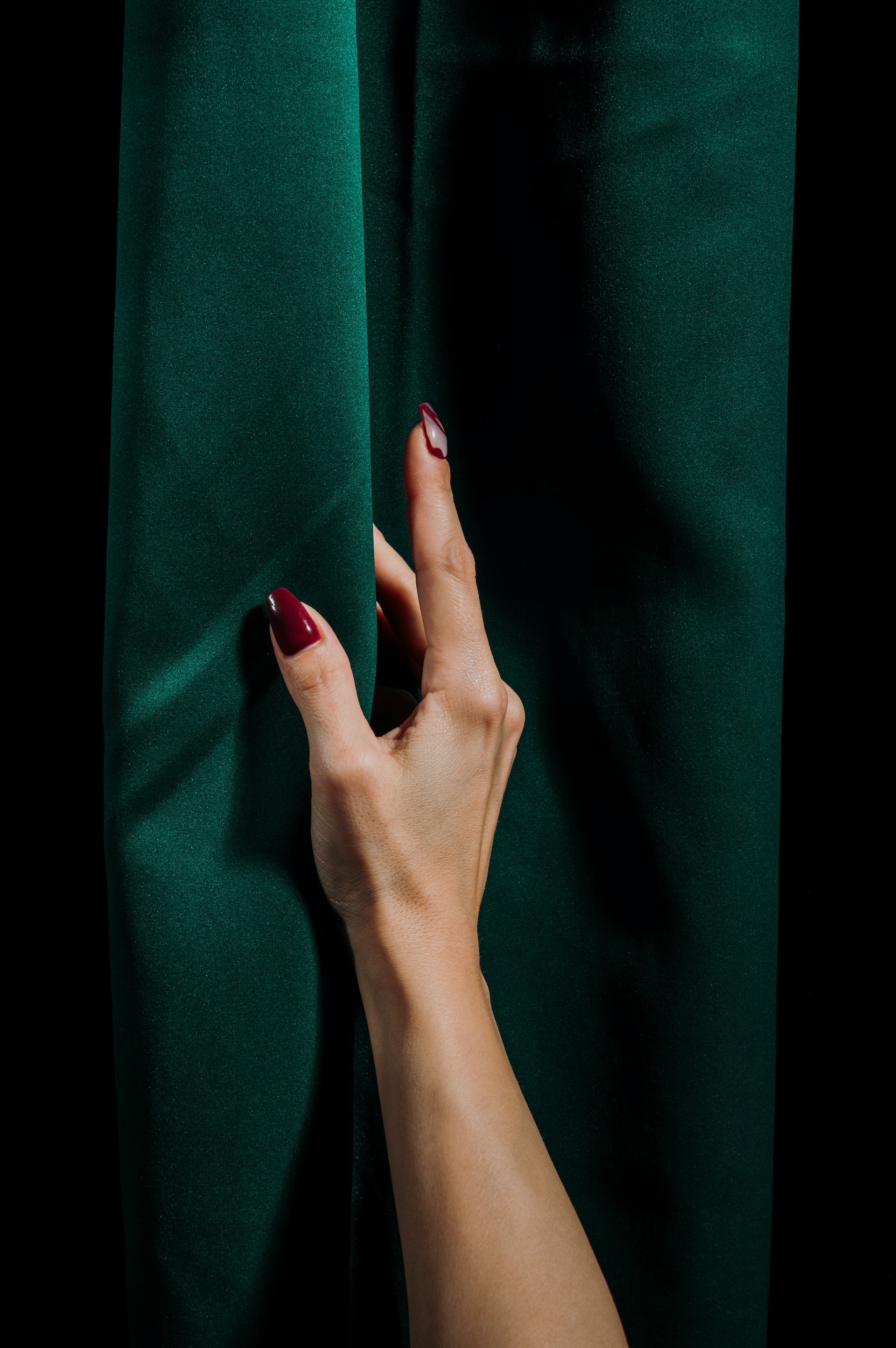 virginia marinova bswffsydmdk unsplash